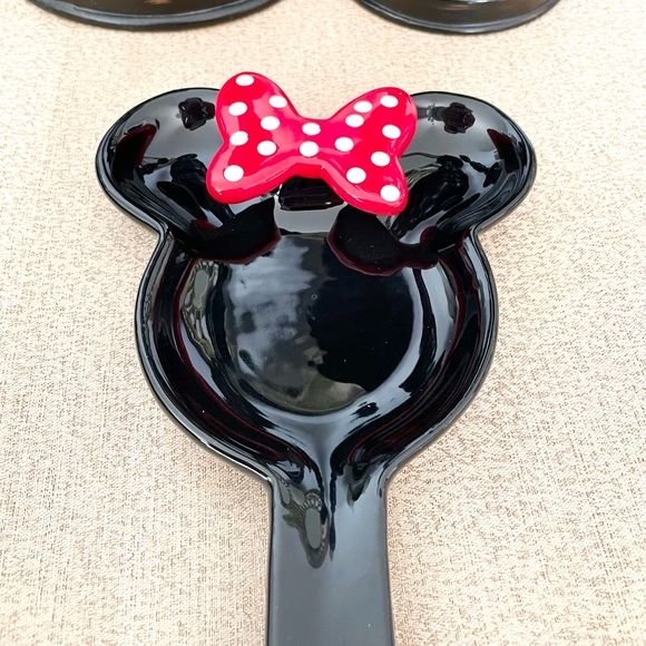 NWT Disney Minnie Mouse Ceramic Spoon Rest - Picture 5 of 7